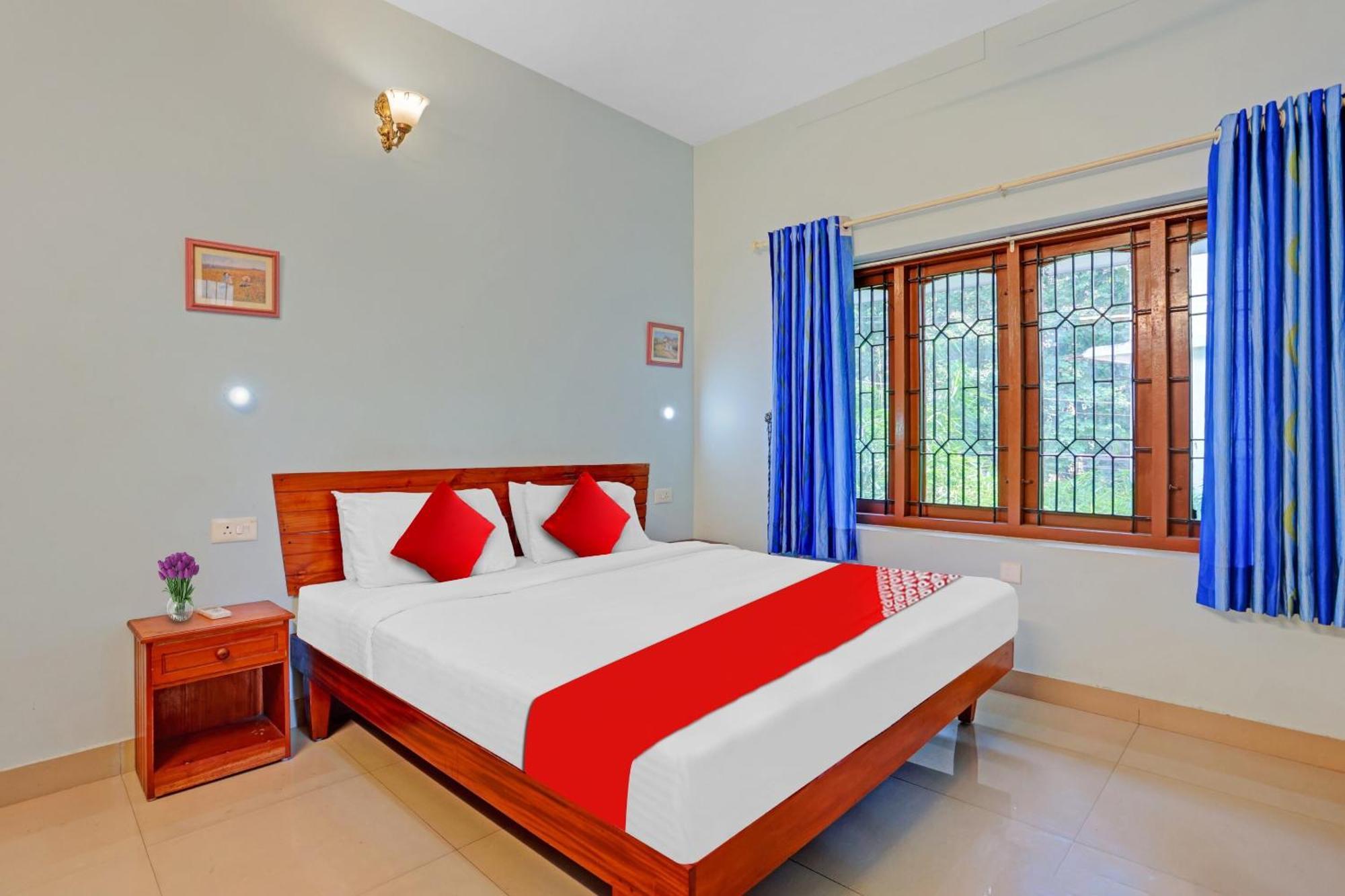 Flagship Hotel Adara Residency 特里凡得琅 外观 照片